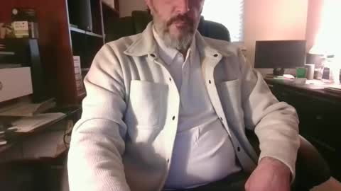 Snapshot of davethebooky chatting on 13, 5, 2026 Dave online show from 13, 5, 2026