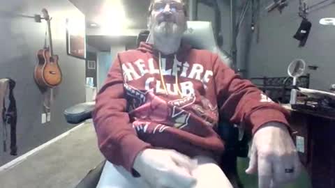 Snapshot of david1020060 chatting on 17, 12, 2025 david1020060 online show from 17, 12, 2025