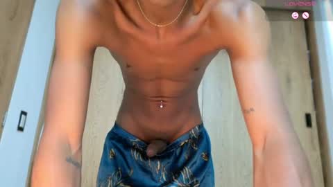 Snapshot of david_hot44 chatting on 19, 6, 2026 david_hot44 online show from 19, 6, 2026