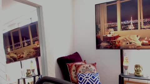 Hey im David that loves to explore and speak their fantasies. Very open talktative and nice. Feel free to chat with me online show from 21, 1, 2025