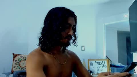 Hey im David that loves to explore and speak their fantasies. Very open talktative and nice. Feel free to chat with me online show from 11, 11, 2025