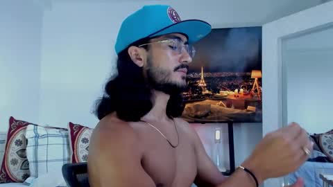 Hey im David that loves to explore and speak their fantasies. Very open talktative and nice. Feel free to chat with me online show from 18, 1, 2026