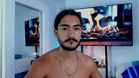 Hey im David that loves to explore and speak their fantasies. Very open talktative and nice. Feel free to chat with me online show from 4, 6, 2026