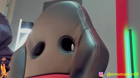 Snapshot of david_jons7 chatting on 11, 2, 2026 David Jons online show from 11, 2, 2026