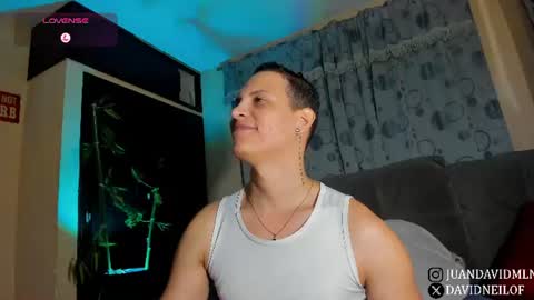 Snapshot of david_neill chatting on 25, 6, 2026 David Neill online show from 25, 6, 2026