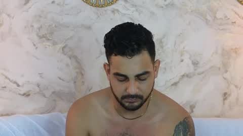 Snapshot of david_oliveira chatting on 17, 12, 2024 JF oliveira online show from 17, 12, 2024