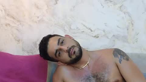 Snapshot of david_oliveira chatting on 19, 12, 2024 JF oliveira online show from 19, 12, 2024
