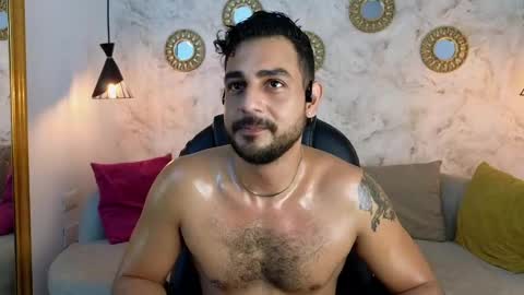 Snapshot of david_oliveira chatting on 24, 12, 2024 JF oliveira online show from 24, 12, 2024