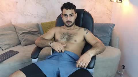 Snapshot of david_oliveira chatting on 13, 1, 2025 JF oliveira online show from 13, 1, 2025