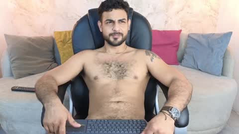 Snapshot of david_oliveira chatting on 24, 1, 2025 JF oliveira online show from 24, 1, 2025