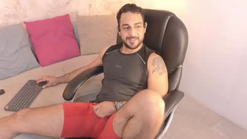 Snapshot of david_oliveira chatting on 25, 1, 2025 JF oliveira online show from 25, 1, 2025