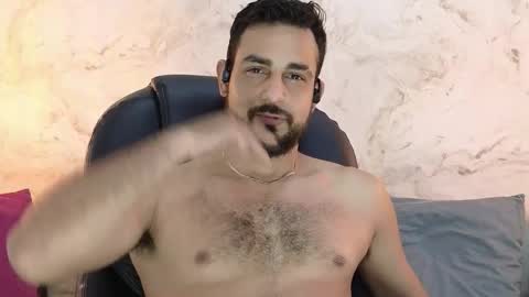 Snapshot of david_oliveira chatting on 6, 10, 2025 JF oliveira online show from 6, 10, 2025