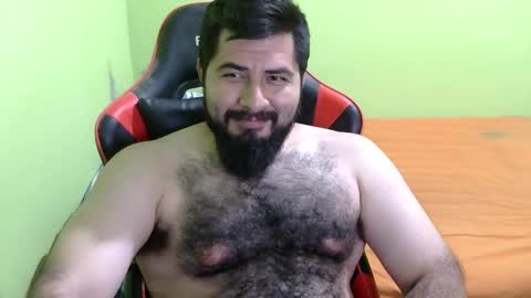 Snapshot of daviddelz chatting on 19, 2, 2025 David online show from 19, 2, 2025