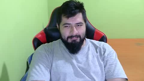 Snapshot of daviddelz chatting on 24, 2, 2025 David online show from 24, 2, 2025