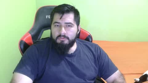 Snapshot of daviddelz chatting on 1, 11, 2025 David online show from 1, 11, 2025