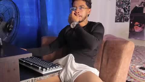 Snapshot of davide_daniels chatting on 11, 10, 2025 Davide online show from 11, 10, 2025