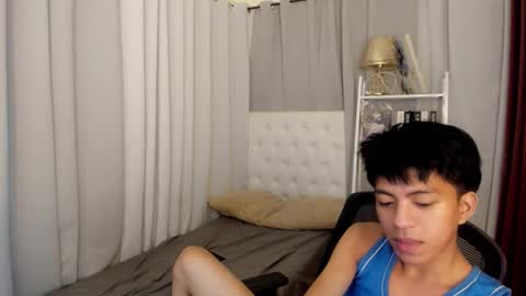 Snapshot of davincihugecock chatting on 3, 3, 2026 daniel online show from 3, 3, 2026