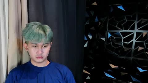 Snapshot of davincihugecock chatting on 5, 4, 2026 daniel online show from 5, 4, 2026