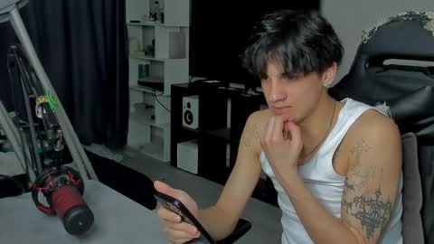 Snapshot of davisross chatting on 14, 9, 2025 davis online show from 14, 9, 2025