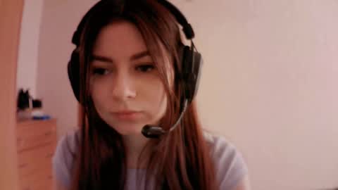 Snapshot of dawndollins chatting on 28, 2, 2025 Alice online show from 28, 2, 2025