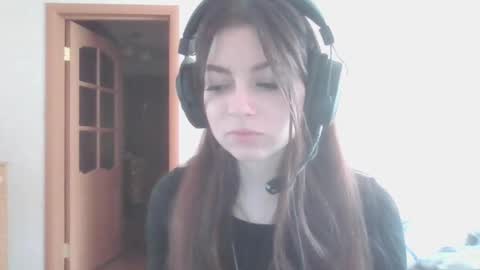 Snapshot of dawndollins chatting on 1, 3, 2025 Alice online show from 1, 3, 2025