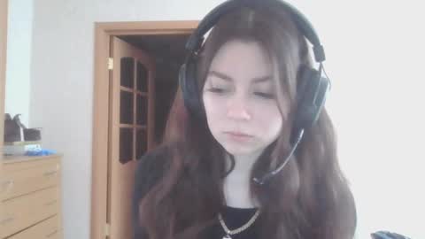 Snapshot of dawndollins chatting on 4, 3, 2025 Alice online show from 4, 3, 2025