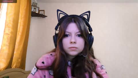 Snapshot of dawndollins chatting on 10, 9, 2025 Alice online show from 10, 9, 2025