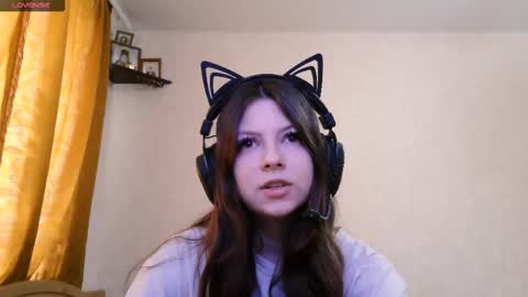 Snapshot of dawndollins chatting on 11, 9, 2025 Alice online show from 11, 9, 2025