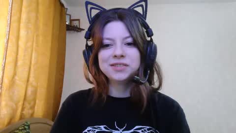 Snapshot of dawndollins chatting on 20, 9, 2025 Alice online show from 20, 9, 2025