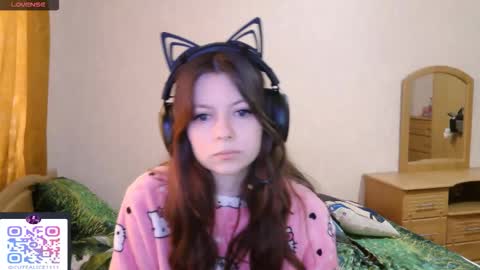 Snapshot of dawndollins chatting on 26, 9, 2025 Alice online show from 26, 9, 2025