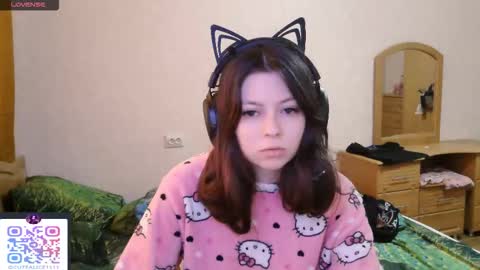 Snapshot of dawndollins chatting on 1, 10, 2025 Alice online show from 1, 10, 2025