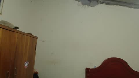 Snapshot of daylon_brown_ chatting on 10, 11, 2025 Dylon online show from 10, 11, 2025