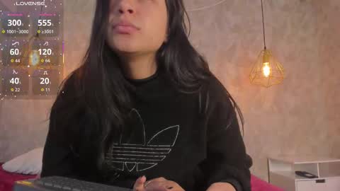 Snapshot of dayra_angels chatting on 4, 11, 2025 DAYRA ANGELS online show from 4, 11, 2025