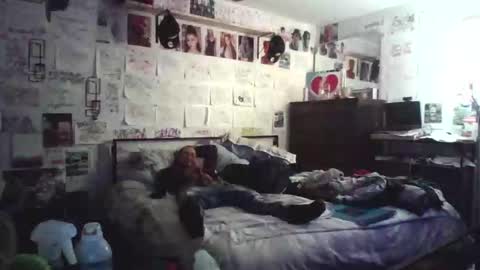 dbeamon92 online show from 15, 2, 2026