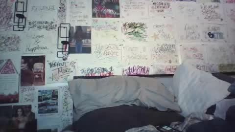 Snapshot of dbeamon92 chatting on 4, 5, 2026 dbeamon92 online show from 4, 5, 2026