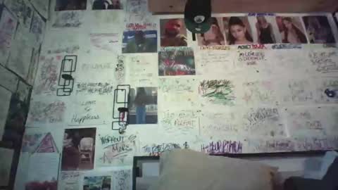 Snapshot of dbeamon92 chatting on 5, 5, 2026 dbeamon92 online show from 5, 5, 2026