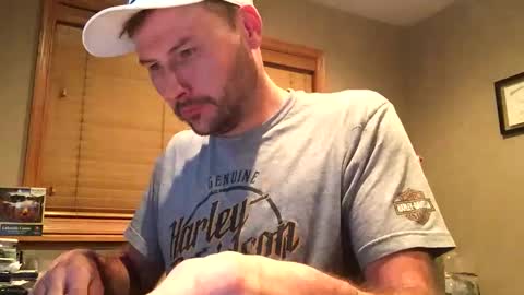 Snapshot of dconstruction chatting on 1, 10, 2025 dconstruction online show from 1, 10, 2025