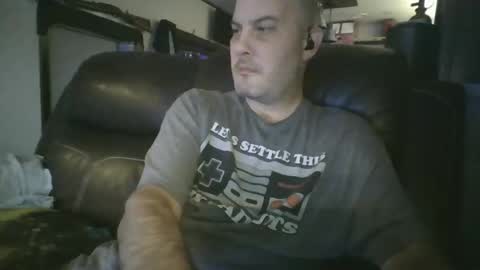 Snapshot of ddboobman chatting on 15, 12, 2025 want girl to play with me online show from 15, 12, 2025