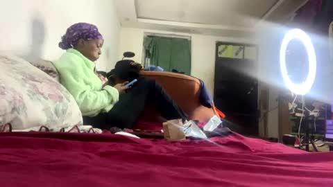 Snapshot of de_maskedcouple chatting on 12, 7, 2026 de_maskedcouple online show from 12, 7, 2026