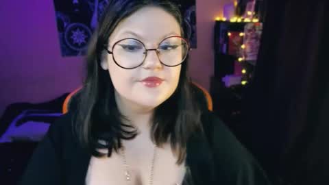 Luna online show from 3, 10, 2025