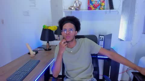 Snapshot of deamon_devil chatting on 18, 11, 2025 deamon_devil online show from 18, 11, 2025