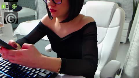 Elly online show from 22, 1, 2025