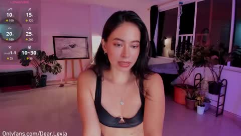 Leyla Grey online show from 18, 10, 2025