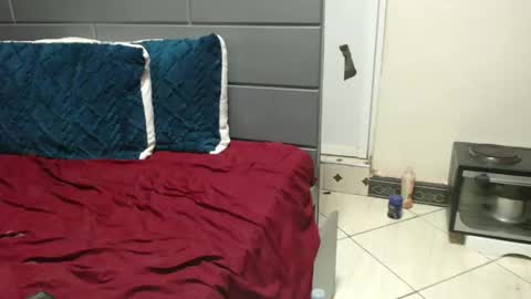 Snapshot of debbyslatter chatting on 22, 12, 2024 debbyslatter online show from 22, 12, 2024