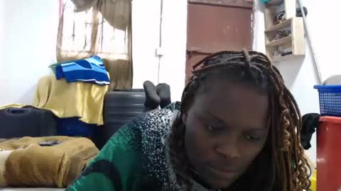 Snapshot of debbyslatter chatting on 11, 9, 2025 debbyslatter online show from 11, 9, 2025