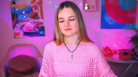 Snapshot of deboralarson chatting on 12, 12, 2024 Debora online show from 12, 12, 2024