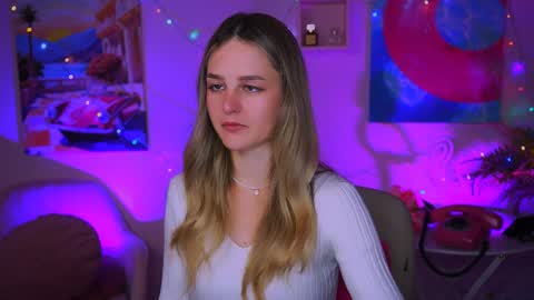 Snapshot of deboralarson chatting on 25, 12, 2024 Debora online show from 25, 12, 2024