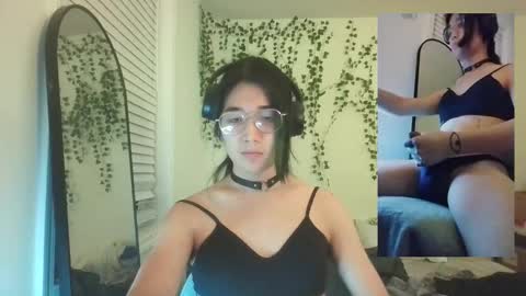 deciduousdoll online show from 1, 11, 2025