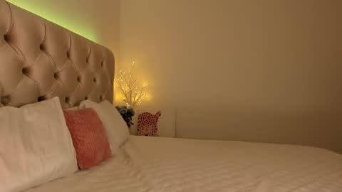 Snapshot of dee_nise chatting on 14, 2, 2025 Denise online show from 14, 2, 2025