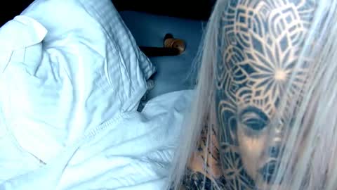   Tikhomirov old usersname    Instagram- tikhomirovandreea17 Twitter DeeaOfficial17  online show from 10, 12, 2024